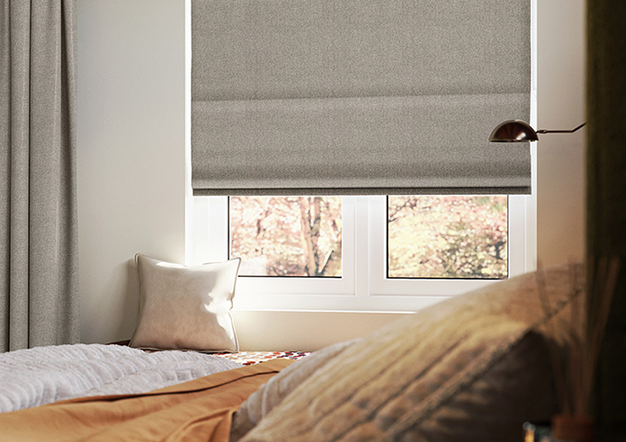 Roslin (Blackout), French Stone - Motorised Roman Blind - Image 5
